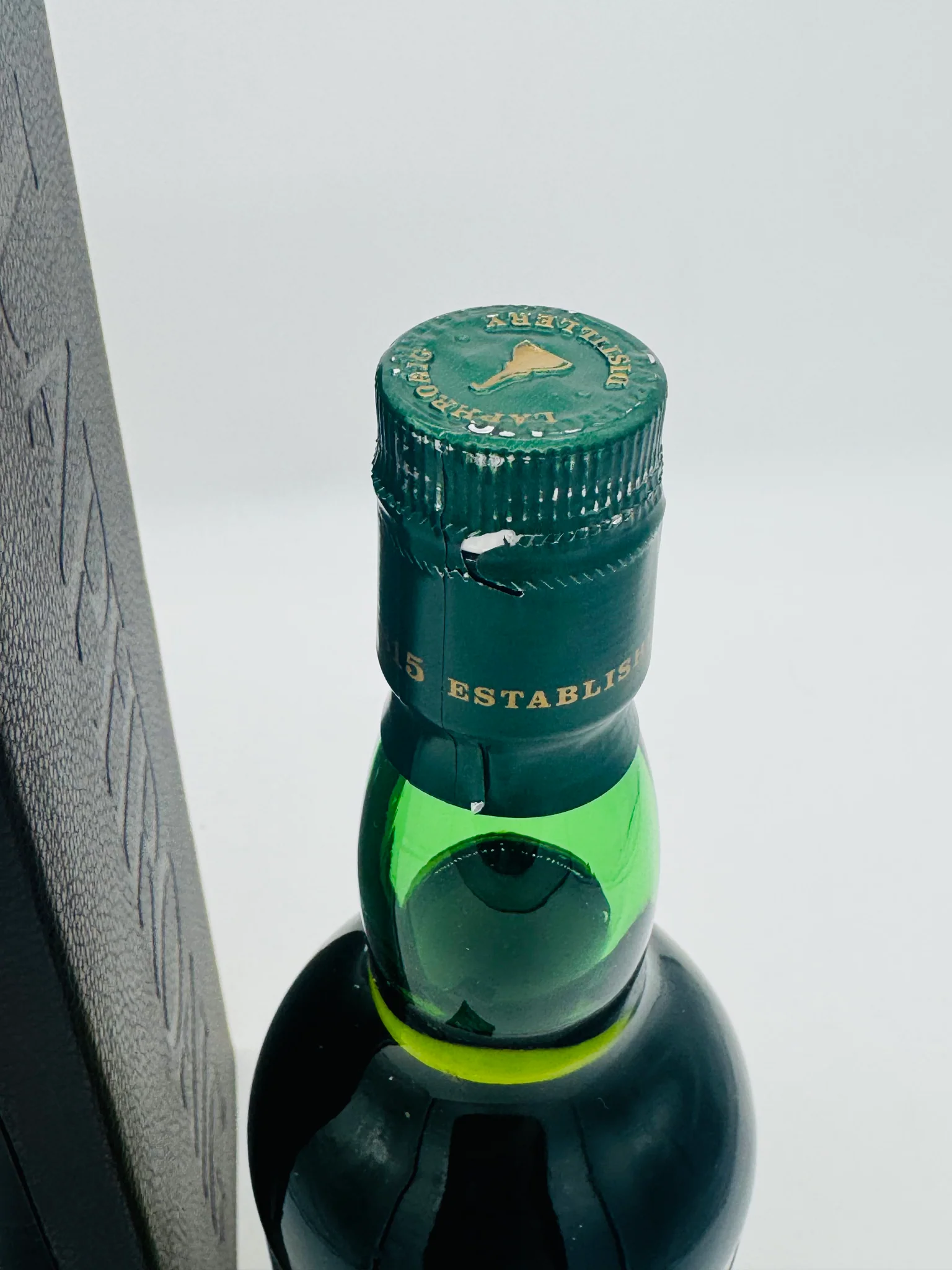 Laphroaig 25 Year Old 2013 Edition Single Malt Scotch Whisky (700ml), Scottish - Image 2