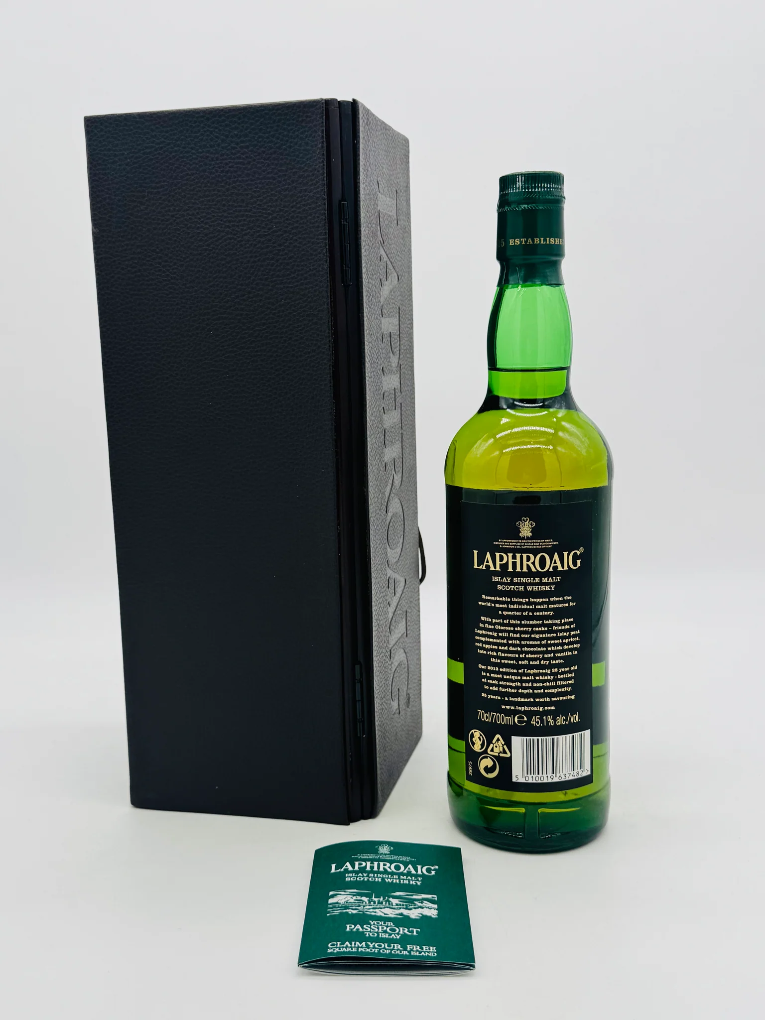 Laphroaig 25 Year Old 2013 Edition Single Malt Scotch Whisky (700ml), Scottish - Image 4