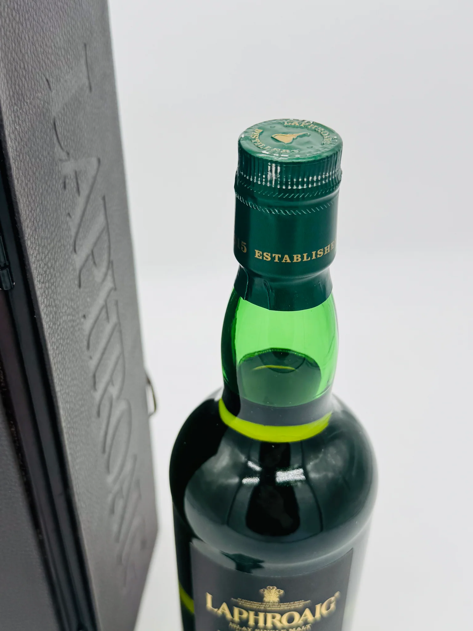 Laphroaig 25 Year Old 2013 Edition Single Malt Scotch Whisky (700ml), Scottish - Image 5